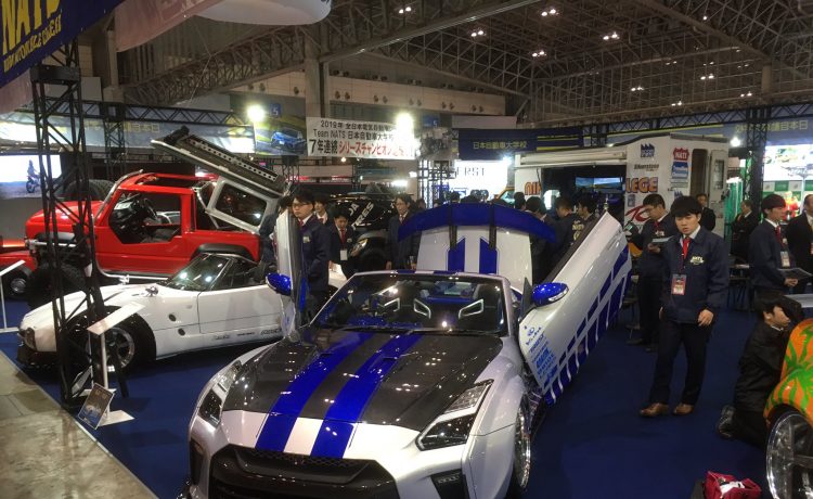 NAT35 R35 Roadster . . نيسان 350Z عندما تتحول الي GT-R مكشوفة