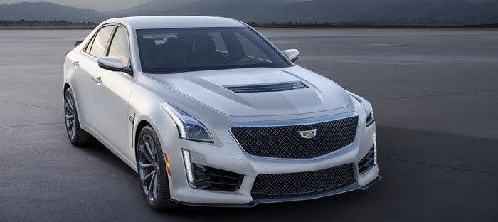 كاديلاك تطرحATS-V و CTS-V Crystal White Frost Edition 2016 بطلاء غير عادي