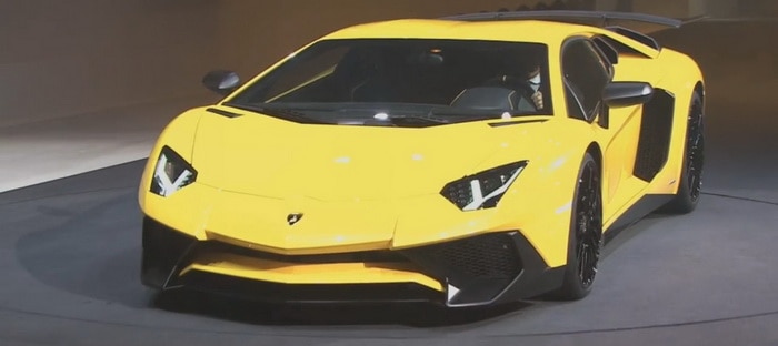 لامبورجيني أفنتادور LP 750-4SV الجديدة تظهر وجهها لأول مرة في جنيف 2015