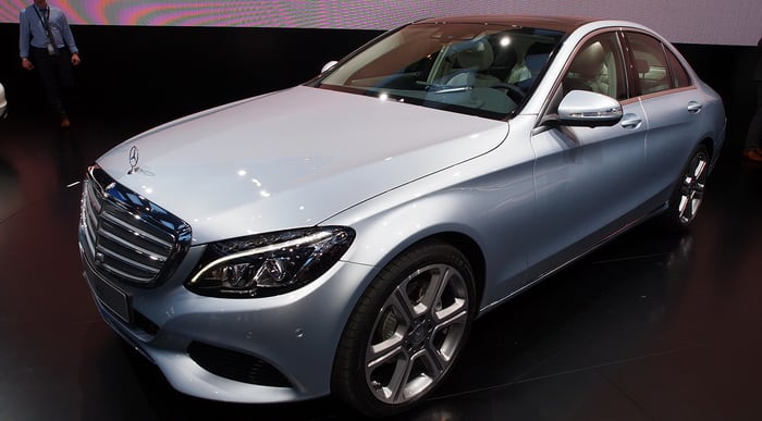 مرسيدس C-Class تفوز بجائزة العام في نيويورك 2015