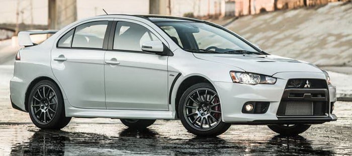 ميتسوبيشي أمريكا تودع لانسر EVO من خلال نسخة Final Edition 2015